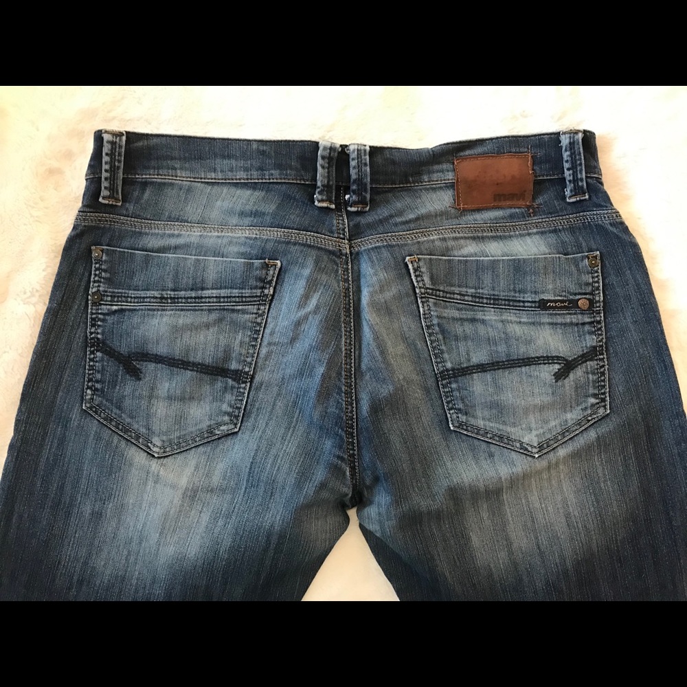 Jeans - Picture 2 of 4